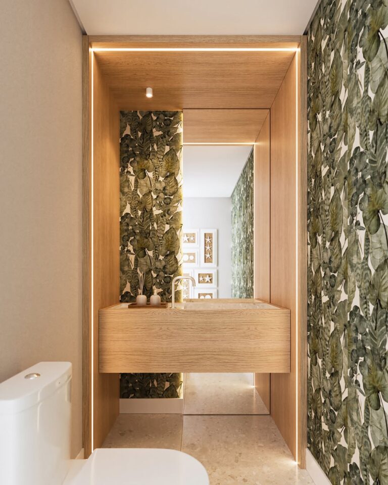 O lavabo é uma parte da casa que todo mundo gosta de ousar, e aqui não é diferente.A coleção FLO